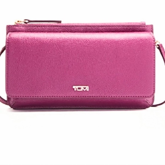 TUMI Belsen Crossbody Wallet - Picture 2 of 7